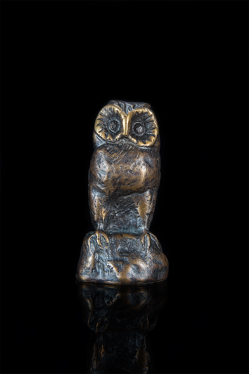 Tierplastik "Eule auf einem Stein", Bronze Tierplastik "Eule auf einem Stein", Bronze