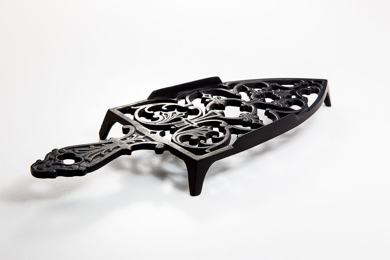 Bügeleisen-Untersetzer "Blatt", Eisen Bügeleisen-Untersetzer "Blatt", Eisen